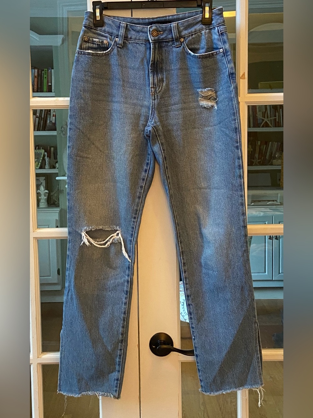 Sincerely JulesDistressed Straight-Leg Jeans Size 3/26